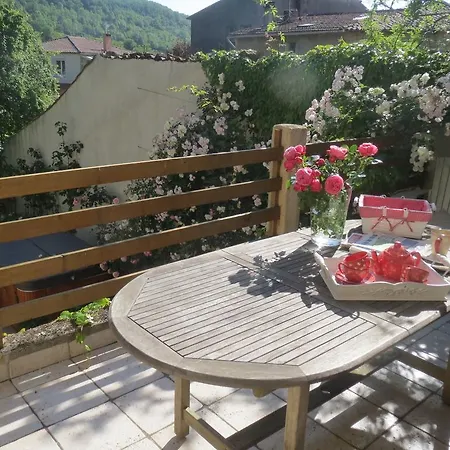 Villa De Village *